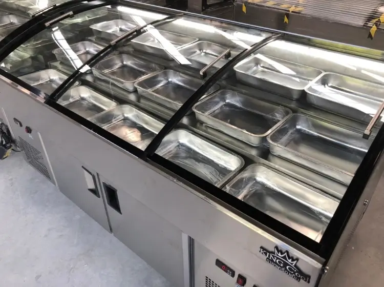 ตู้แช่ขั้นบันได Kiccool ราคาถูก